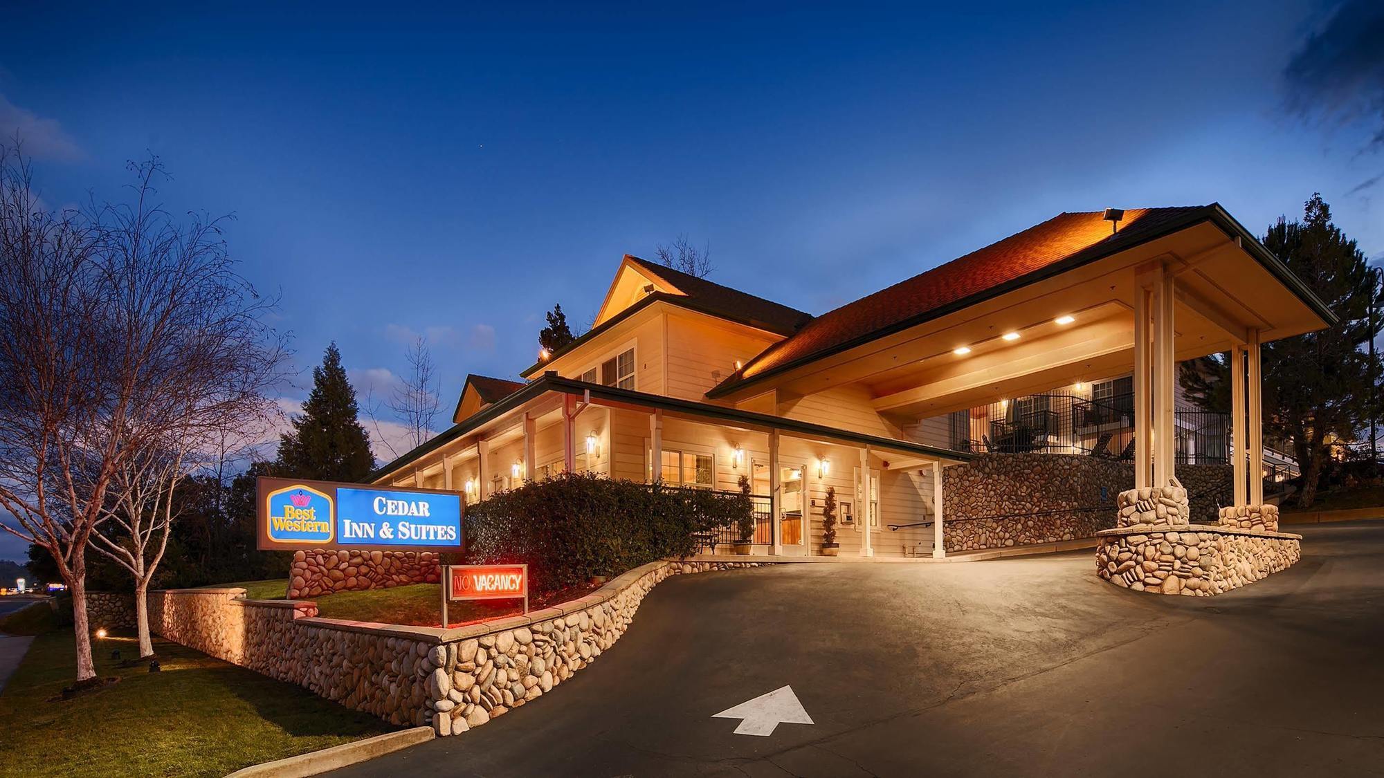 Best Western Cedar Inn & Suites Angels Camp Luaran gambar